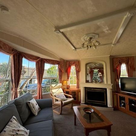 “Ty Hir Caravan” Moelfre Exteriör bild