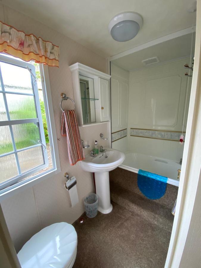 “Ty Hir Caravan” Moelfre Exteriör bild