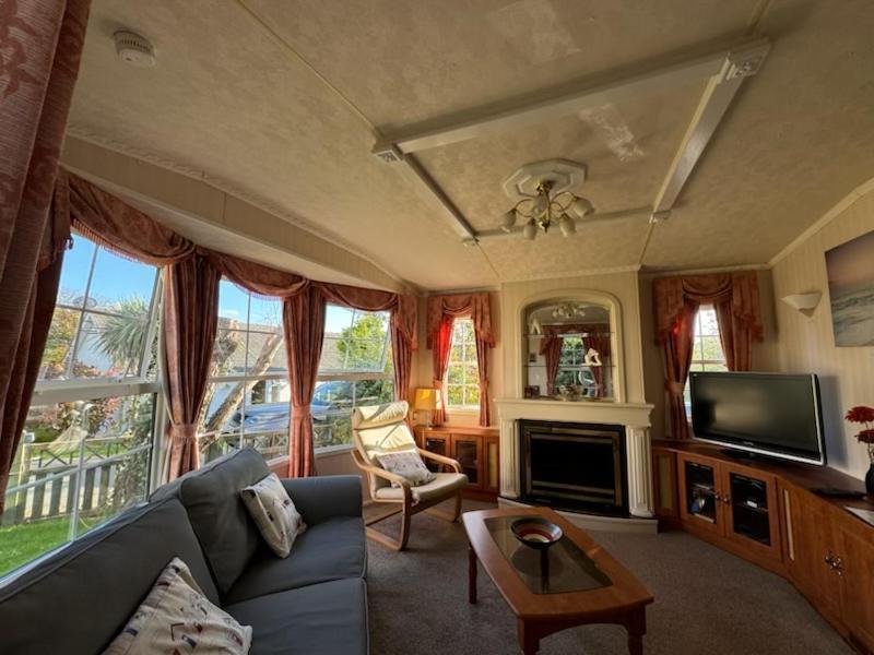 “Ty Hir Caravan” Moelfre Exteriör bild